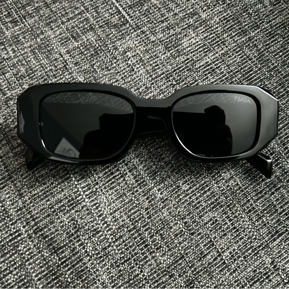 Prada Unisex PR17WS 49mm Rectangle Sunglasses - Picture 1 of 6